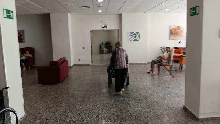 CCOO urge un plan de formación para profesionales titulados en residencias y centros de día