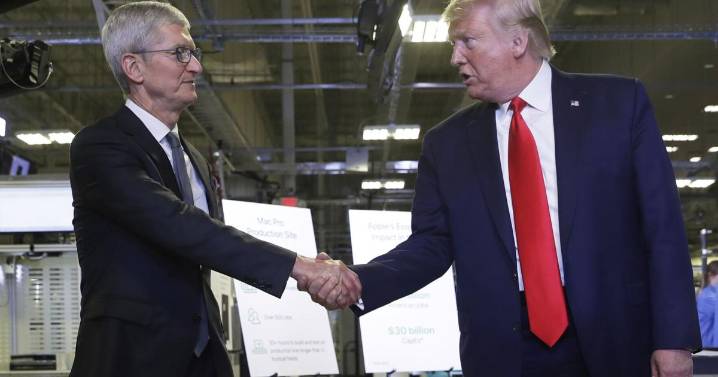 Trump announces Apple investing another $100 billion in US manufacturing