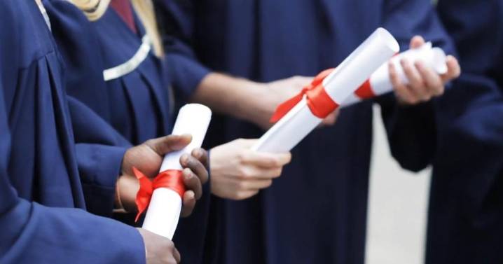 Thousands of NC high schoolers to get college acceptance letters without ever applying to attend :: WRAL.com