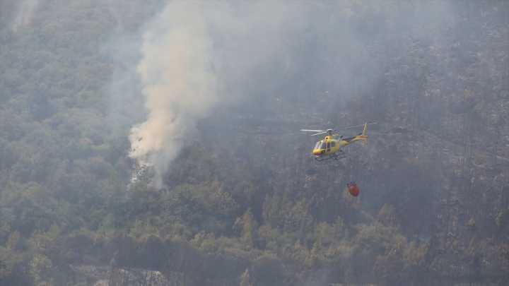 Detido un traballador de extinción de incendios por provocar o lume de Mombeltrán en Ávila