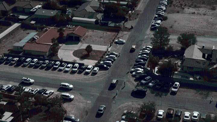 El vecindario de Las Vegas aturdido con más de 600 autos estacionados ilegalmente en la iglesia en crecimiento