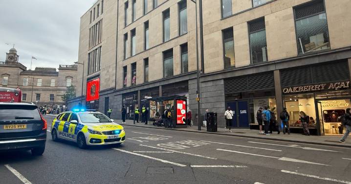 Police swarm Edinburgh city centre street outside St James Quarter