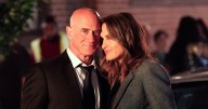 Mariska Hargitay, Chris Meloni Seen on 'Law & Order: SVU' Season 27 Set