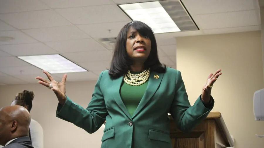 Rep. Sewell highlights $800,000 Moundville infrastructure investment