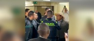 En un comportamiento altamente intolerante y racista, el senador Jonathan ‘Jota Pe’ Hernández atacó a líder indígena del Cauca