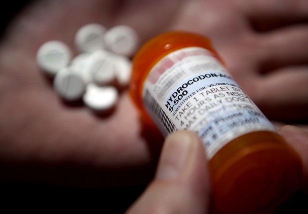 County to co-host opioid conference