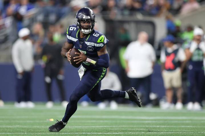 Jalen Milroe has impressive Seahawks preseason debut