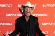 Australian Country Star Troy Cassar-Daley Saluted With Excellence In The Community Award