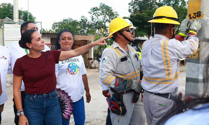 Electrificación en El Porvenir 2 es una realidad con el apoyo de Ana Paty Peralta