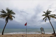 N.Y. weather: Hurricane Erin brings dangerous surf and coastal conditions