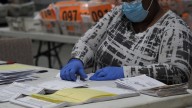 Trump anuncia que liderará el fin del voto por correo de cara a las midterm de 2026