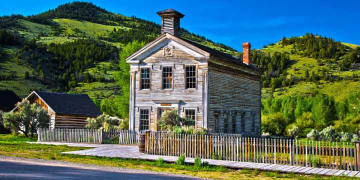 The Town That Started The Montana Gold Rush Is Now An Underrated Travel Destination