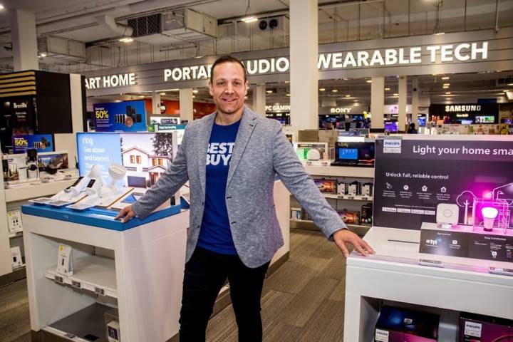 Best Buy Canada outpaces U.S. parent in revenue growth