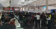 AICM suspende operaciones de llegadas y salidas por lluvia intensa en CDMX