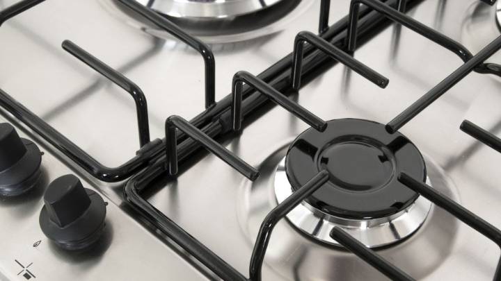 Sin erfuerzo ni productos caros: el secreto para limpiar la grasa de las rejillas de la cocina