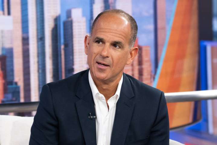 Marcus Lemonis: California Overregulated, Risky for Business