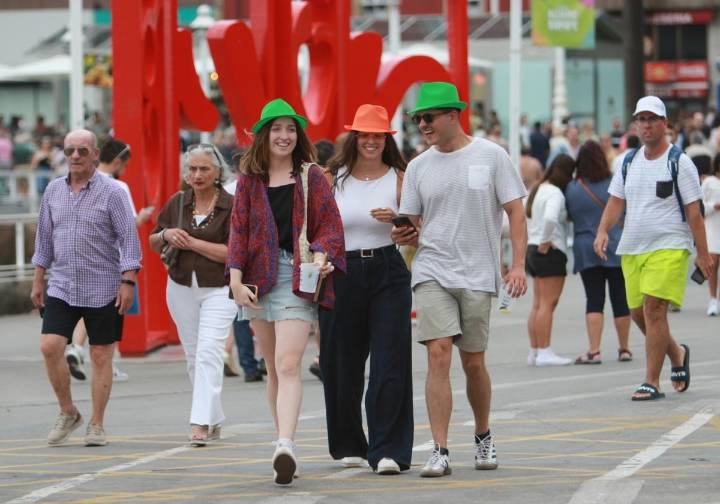 «Olona» de calor en el Suroccidente y «olina» en la costa: Asturias afronta una jornada entre 23 y 41 grados