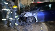 Investigan la quema intencional de un auto en Centenario