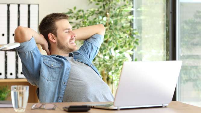 White-collar worker fantasising about manual job he wouldn’t last five minutes in
