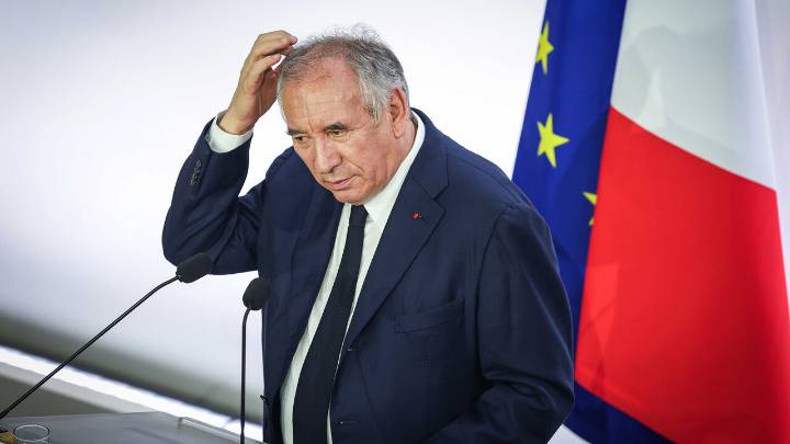 France is in big trouble, again