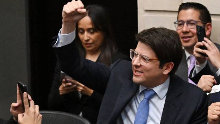 Quién era Miguel Uribe Turbay, el precandidato a presidente asesinado en un acto político