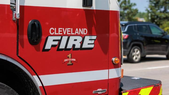Cleveland Fire: 1 dead, 1 transported in critical condition from Edgewater Park