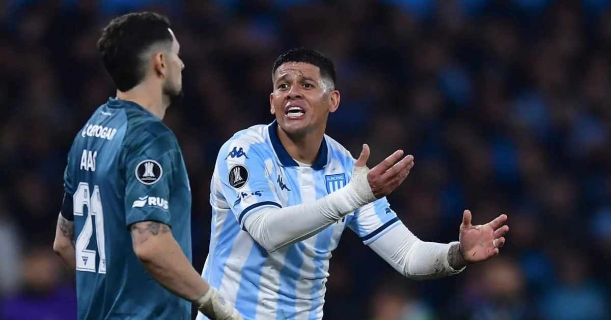 La polémica noche de Marcos Rojo en Racing: le anularon un gol y terminó expulsado desde el banco