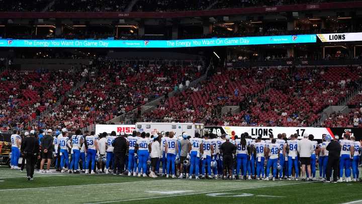 Detroits Lions-Atlanta Falcons end game after frightening injury sends player to hospital