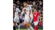 Raúl Jiménez rompe la sequía y guía al Fulham en la EFL Cup