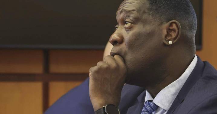 Former NBA star Shawn Kemp gets 30 days of home monitoring for Washington parking lot shooting