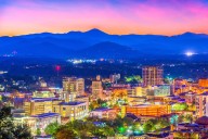 AI Has Named America's 5 Most Beautiful Places To Retire, And #1 Wasn't What We Expected