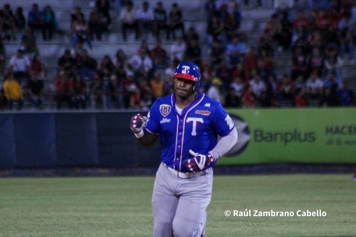 Yasiel Puig anunciará pronto con qué equipo jugará en la pelota invernal