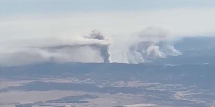 VIDEO: Aerial footage of California wildfire smoke rising high into the sky