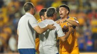 América entre broncas en la cancha y las tribunas le bajó los humos a Tigres: 1