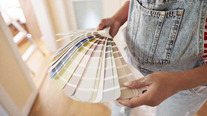The 13 Dreamiest Benjamin Moore Paint Colors For A Calming Bedroom