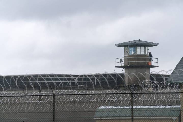 Florida : construye segundo centro de detención migratoria