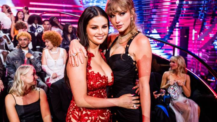 Selena Gomez reacts to BFF Taylor Swift's engagement to Travis Kelce