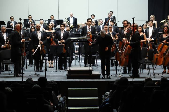 Orquesta Sinfónica de la Universidad de Guanajuato y Julieta Venegas estarán en el Cervantino