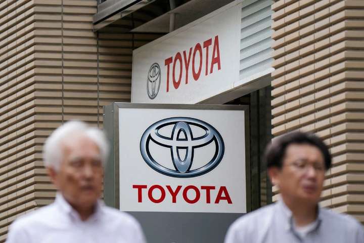 Despiertan temores aranceles globales de Trump entre consumidores y empresas