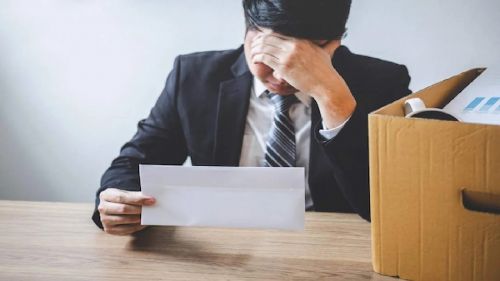 Por la baja actividad y reducción de costos, 3 de cada 10 empresas en Argentina anticipan despidos