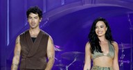 Demi Lovato & Joe Jonas Reunite To Perform 'Camp Rock' Songs