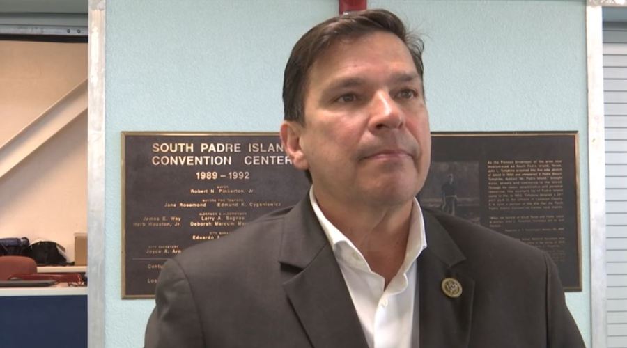 Mother of acting military members faces deportation, Congressman pleads with ICE