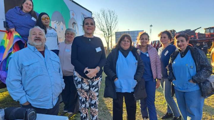 Tráiler sanitario: testeos de sífilis y VIH gratuitos en espacios públicos