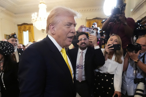 Appeals court tosses judge's contempt finding against Trump administration in prison deportations