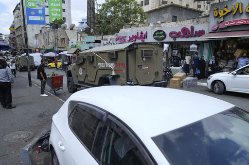 Decenas de heridos tras incursión israelí en ciudad de Cisjordania, sede de la Autoridad palestina