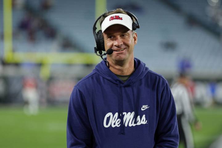 Lane Kiffin’s Daughter Joins Him in Jaxson Dart’s Big Moment as Wife Layla Hypes Son Knox Ole Miss Rebels head coach Lane Kiffin gets Landry Kiffin as his travel buddy to witness ex-quarterback Jaxson