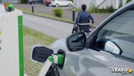 Detectada una nueva estafa con códigos QR en puntos de recarga para coches eléctricos