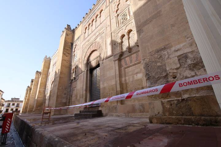 El PSOE exige a Bellido un Plan del Casco Histórico tras incendio de la Mezquita