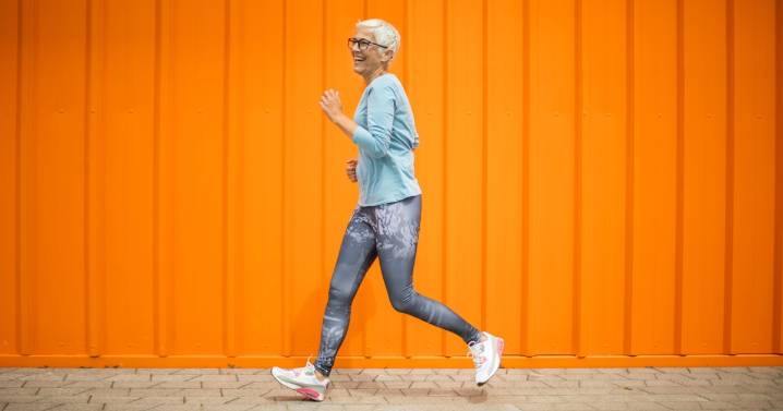 The 'Japanese Walking' Trend Has Surprising Benefits. How to Try It