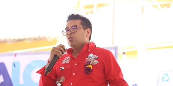PRI en el Senado se queda con 13 integrantes, Néstor Camarillo renuncia a su militancia